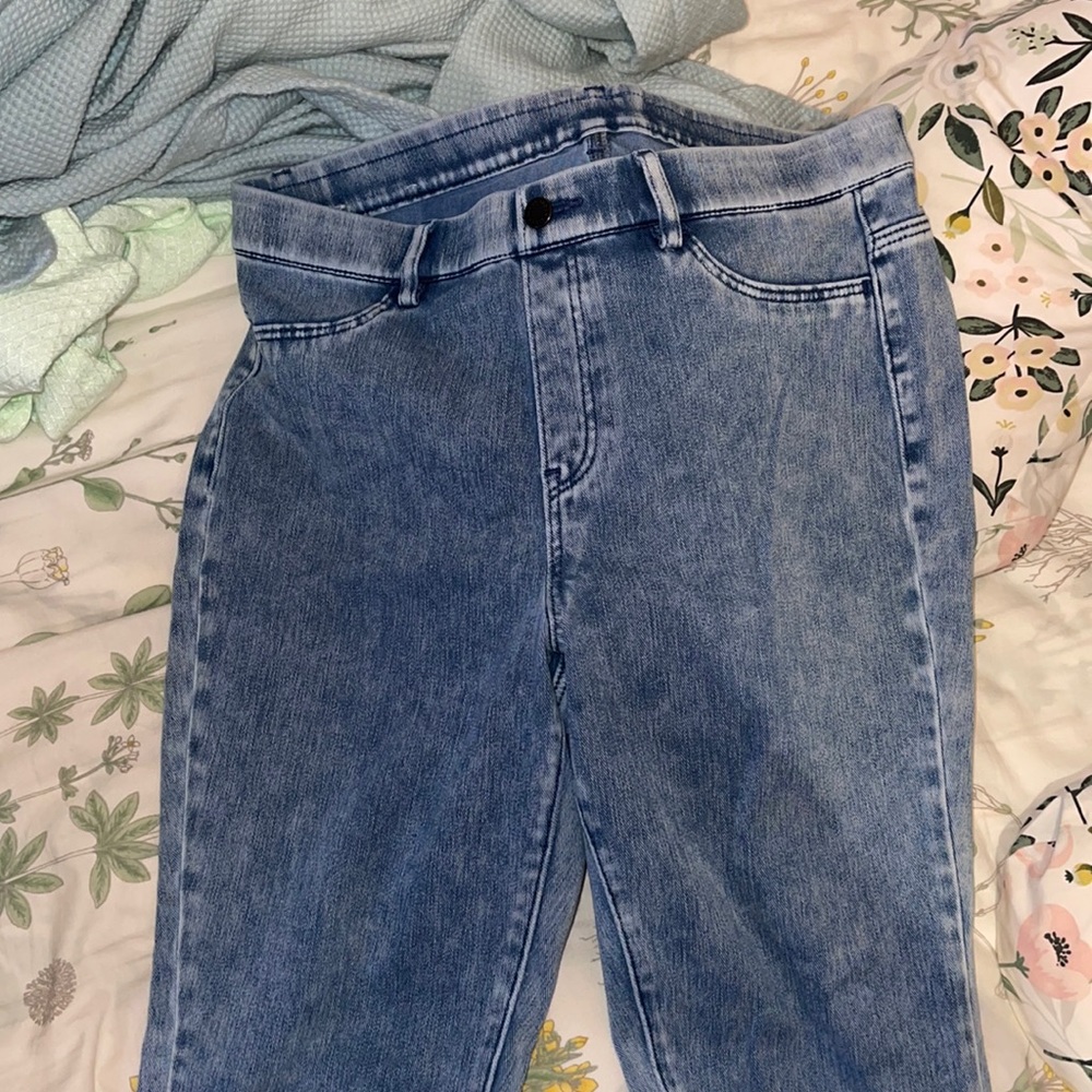 Uniqlo Skinny Jeggings Jeans - Size 8-12 US